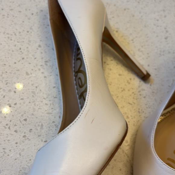 Sam Edelman Women's Classic Hazel Pump Bright White Leather 7.5 - Picture 2 of 9